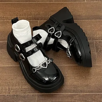 Женские туфли-лодочки на платформе в стиле панк 2023, Новые туфли Мэри Джейн в стиле Лолиты с металлической цепочкой, японские туфли из лакированной кожи на высоком каблуке в готическом стиле.